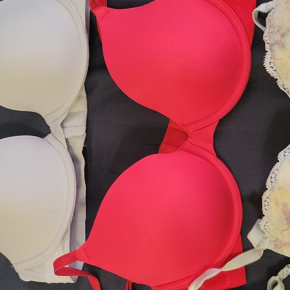 Bra bundle - Picture 3 of 4